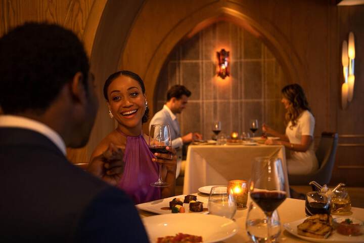 Dining 97 of 144