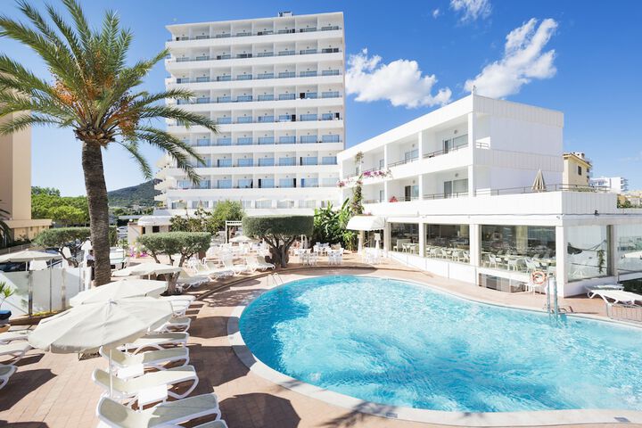 Pools & Facilities