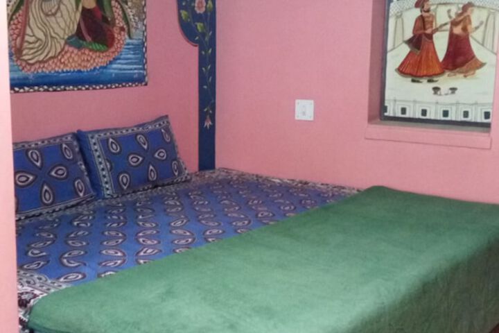 Room 15 of 29