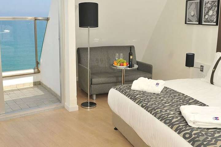 Room 18 of 58