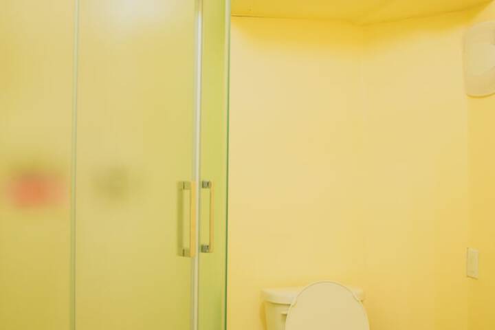 Room 107 of 125