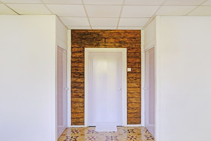 Room 27 of 57