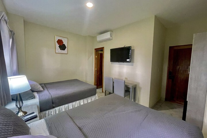 Room 31 of 80