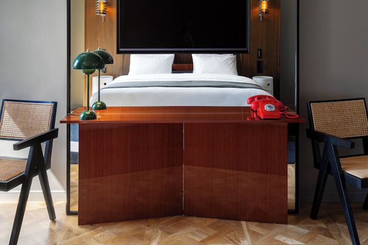 Room 10 of 58
