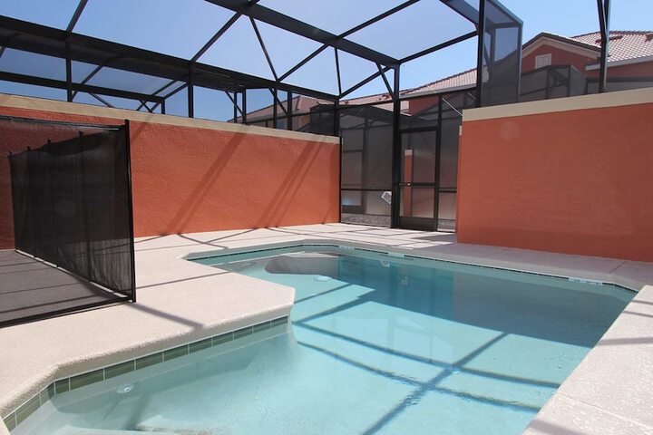 Pool 8 of 16