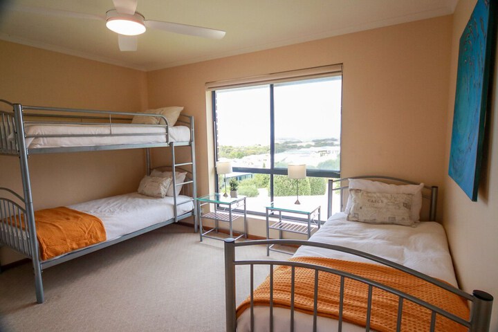 Room 48 of 120