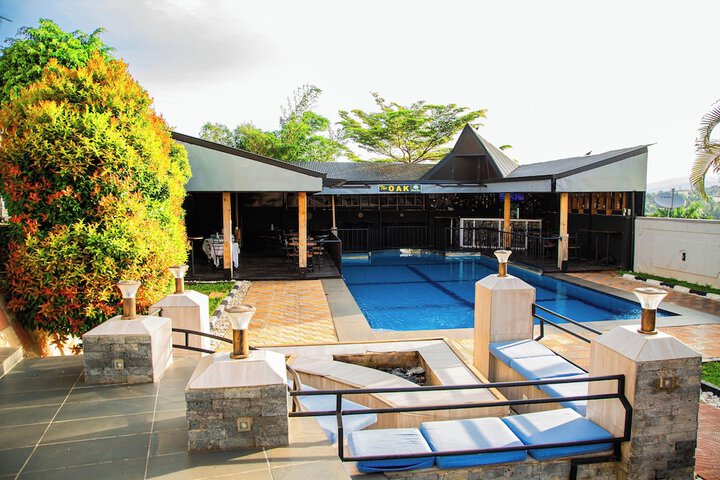 Pool 26 of 60