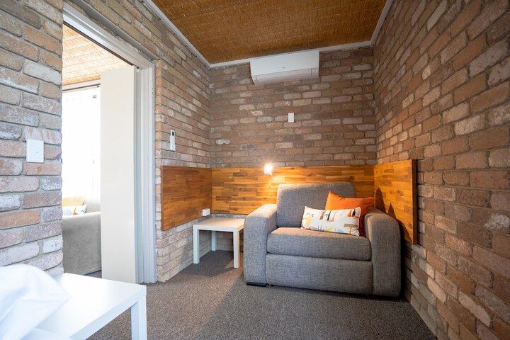 Room 12 of 63