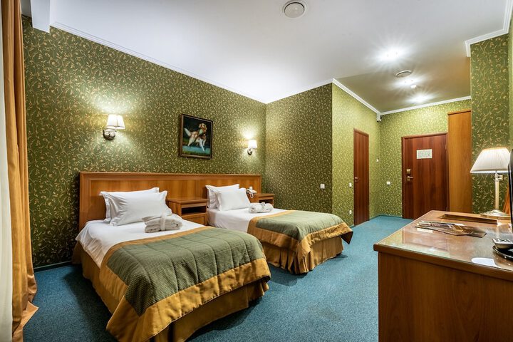 Room 12 of 47