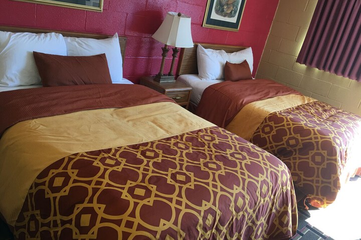 Room 15 of 36
