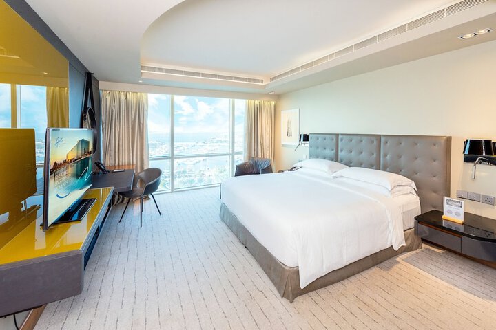 Room 38 of 94