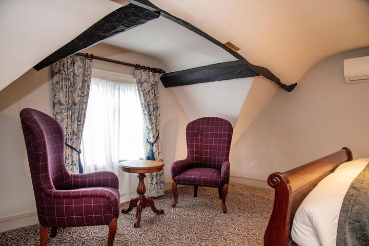 Room 20 of 94