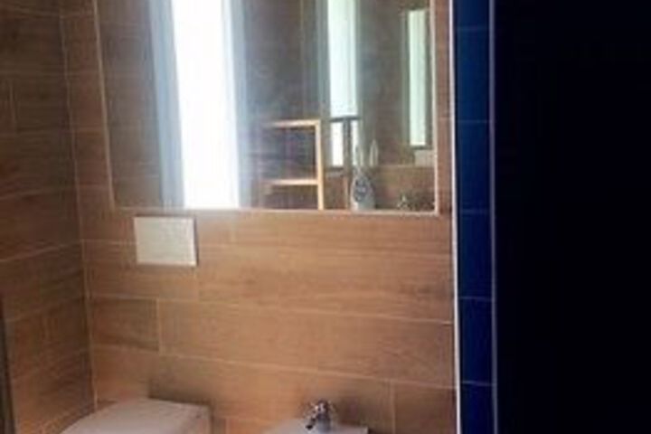 Room 5 of 25
