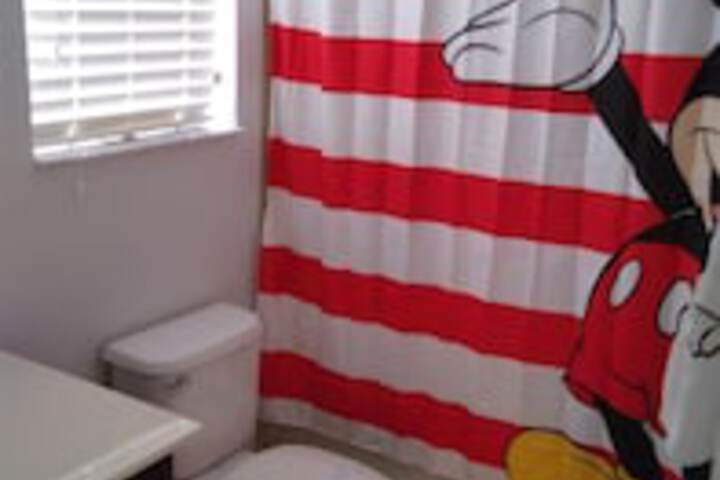 Room 5 of 24