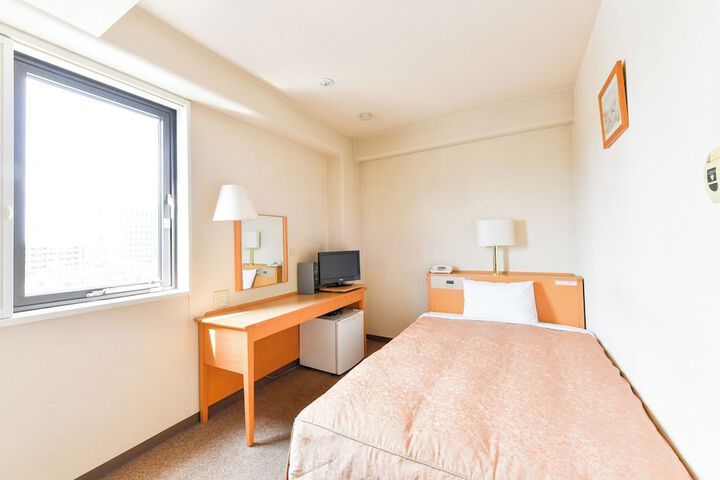 Room 14 of 24
