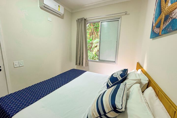 Room 40 of 171