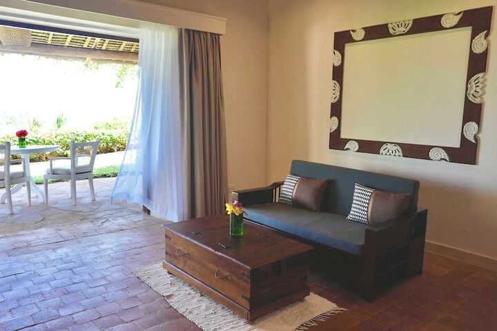 Room 10 of 21