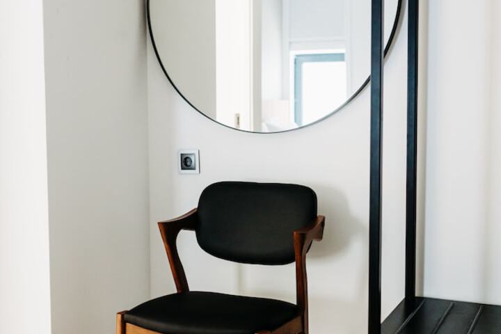 Room 82 of 164