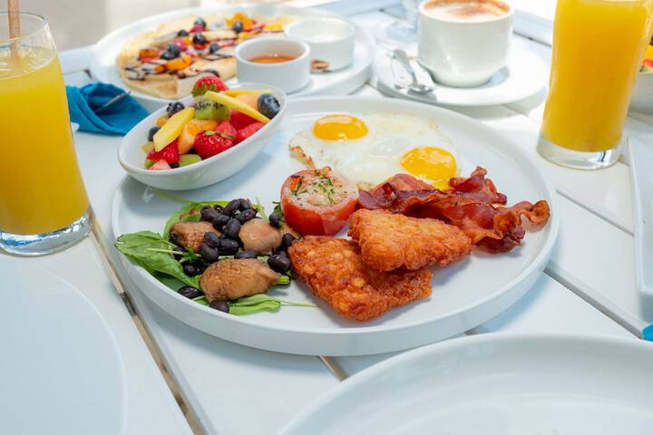 Breakfast/Coffee Service 60 of 129