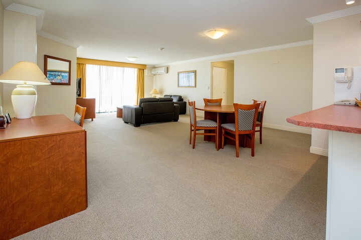 Room 28 of 65