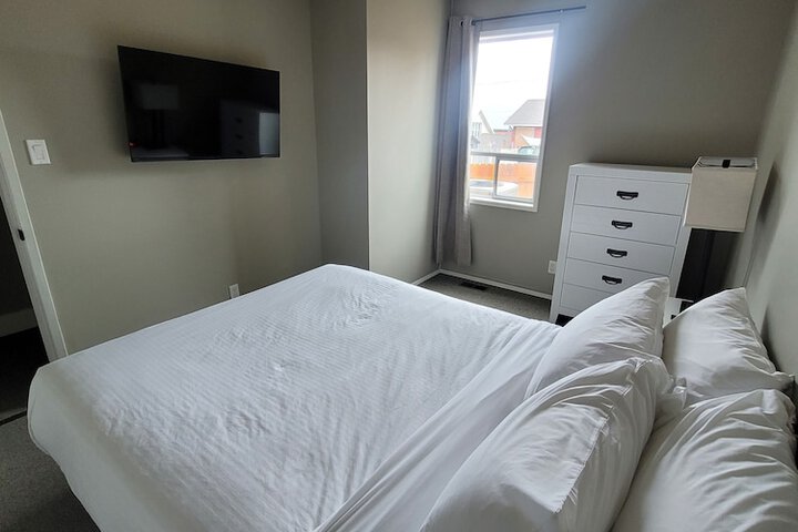 Room 7 of 36