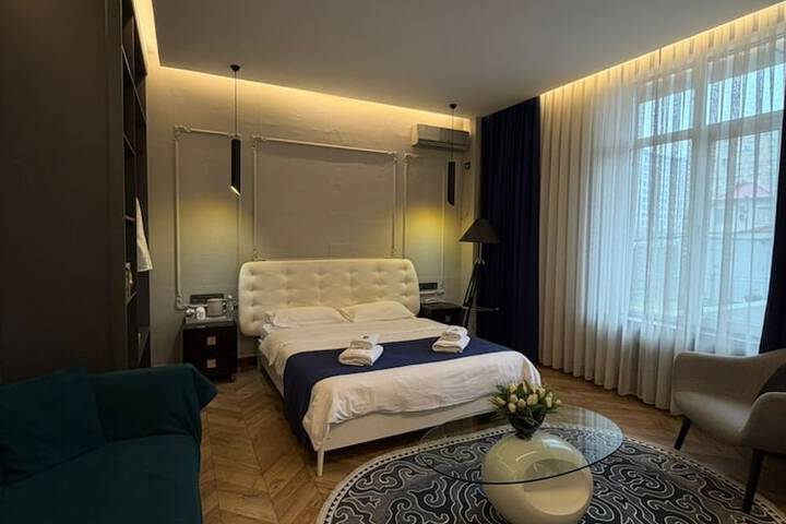 Room 73 of 117