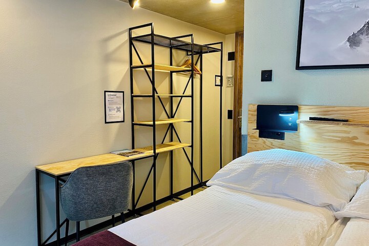 Room 14 of 41