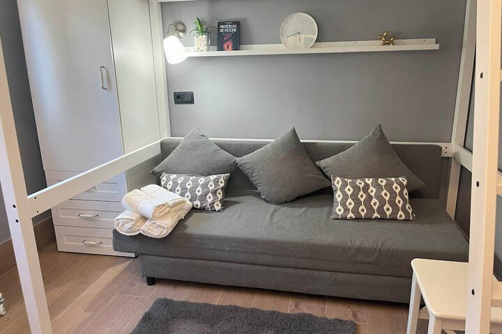 Room 9 of 55