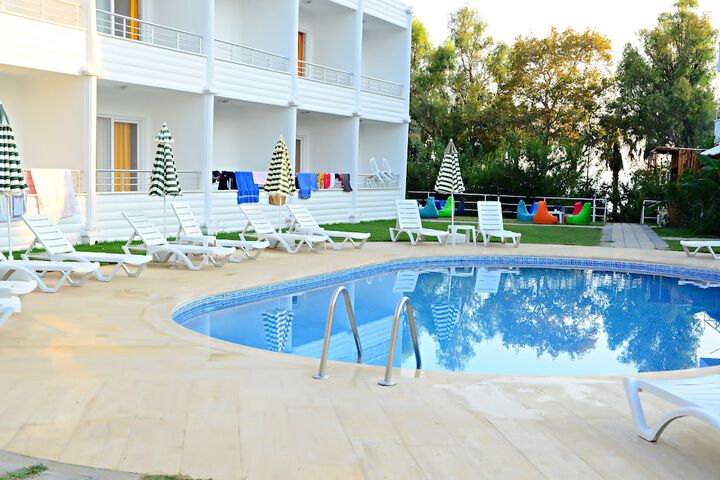Hotel 25 of 38