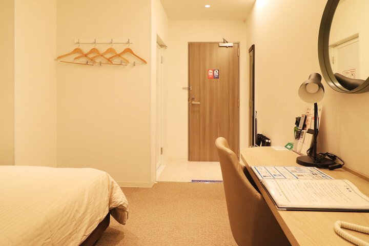 Room 48 of 112