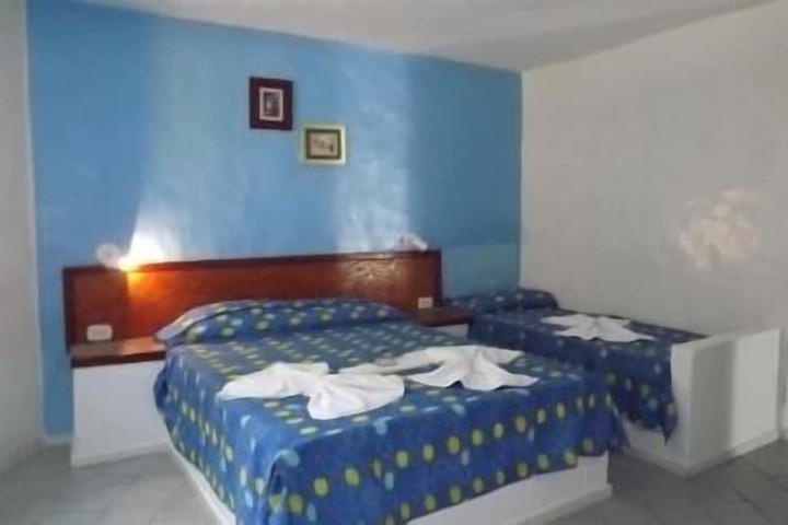 Room 2 of 26