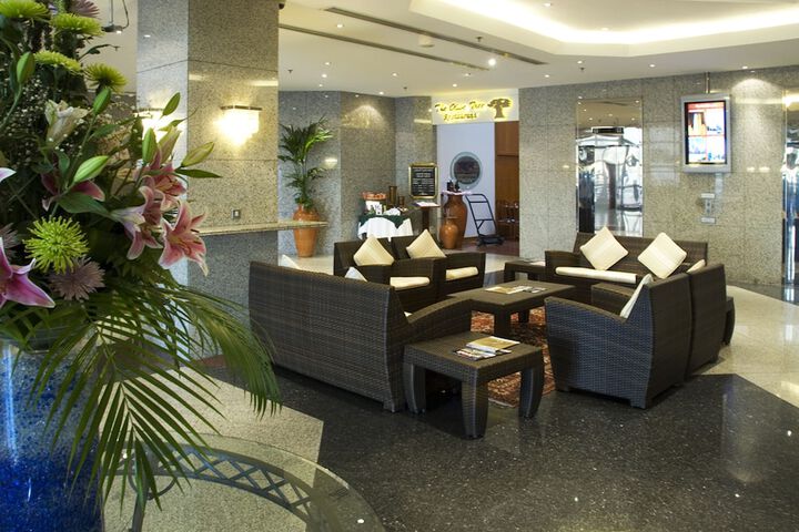 Guest Lobby