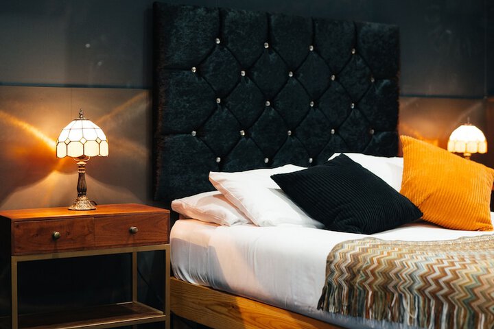 Room 50 of 344