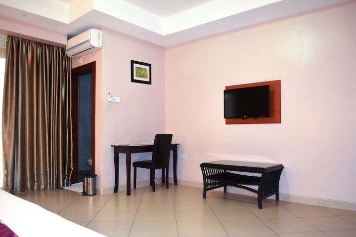 Room 7 of 52