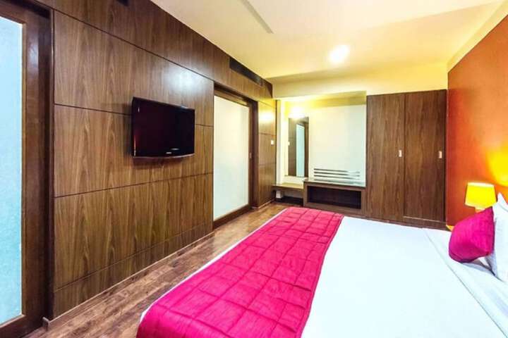 Room 5 of 22