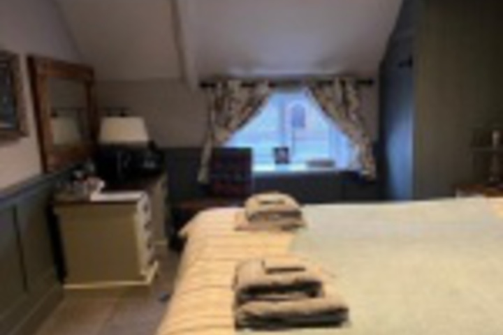 Room 157 of 312