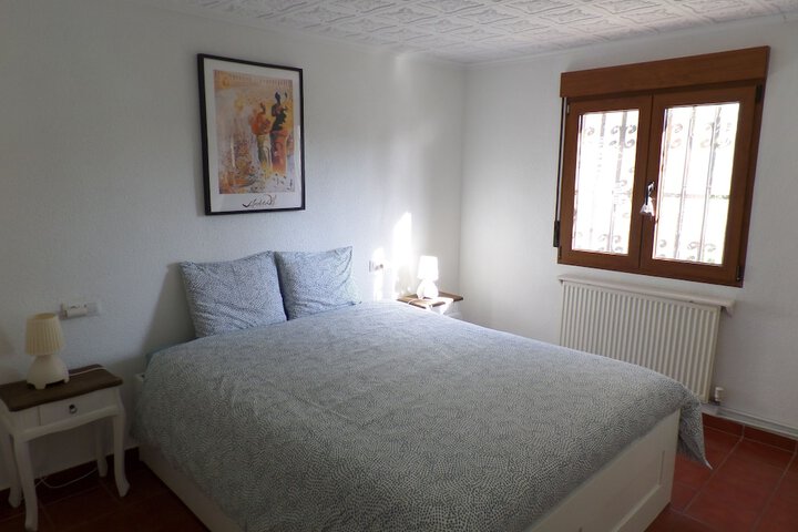 Room 9 of 66