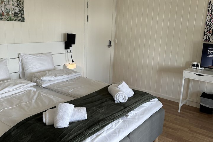 Room 5 of 13