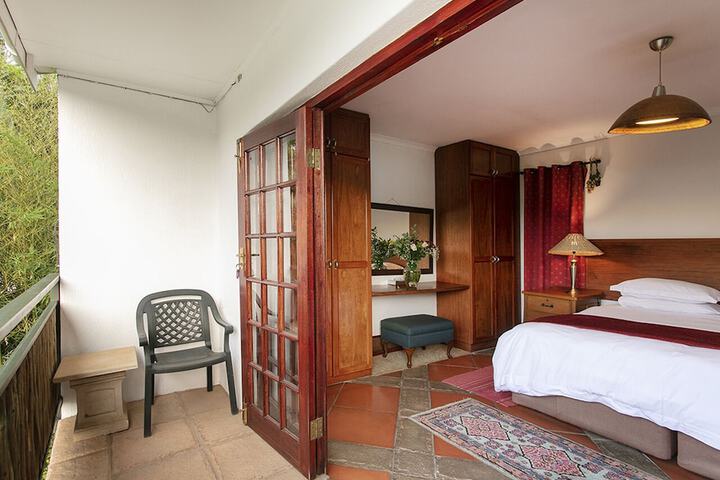 Room 9 of 43