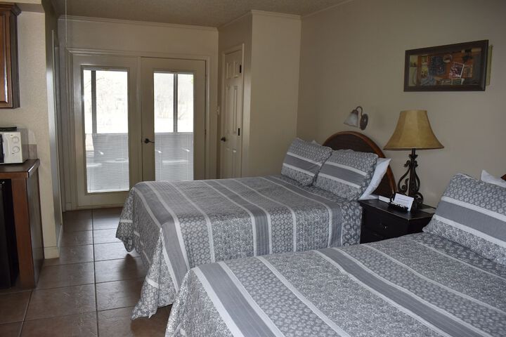 Room 10 of 94