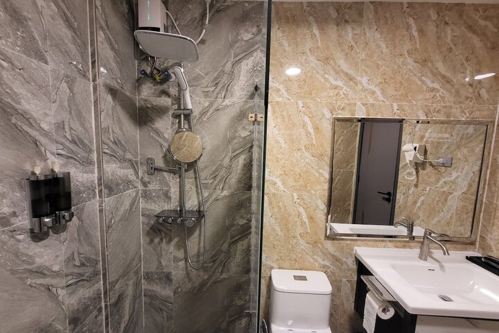 Room 36 of 116