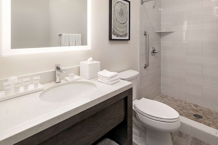 Bathroom shower