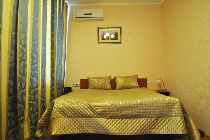 Room 4 of 54