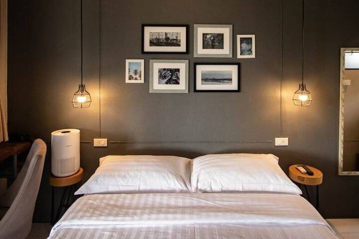 Room 11 of 63