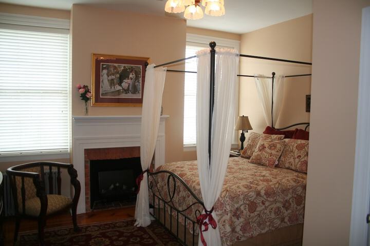 Room 9 of 64