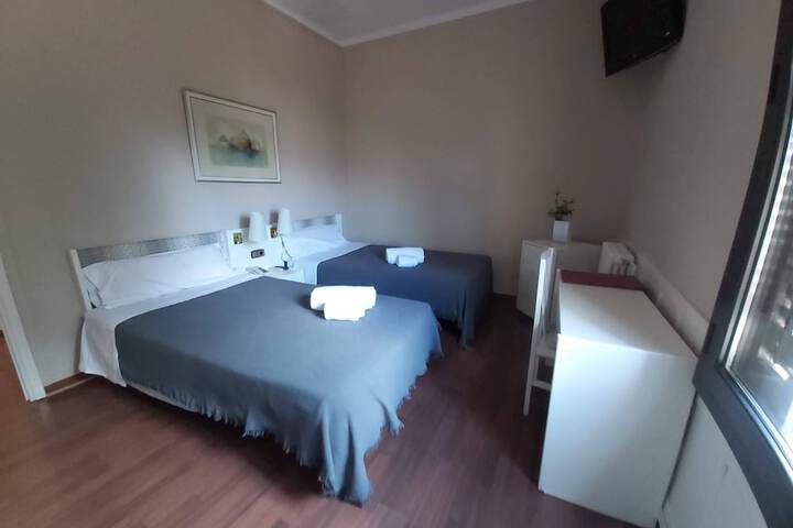 Room 25 of 61