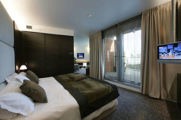 Room 20 of 51