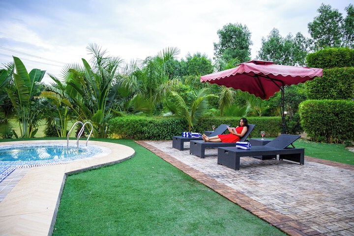 Pool 78 of 106