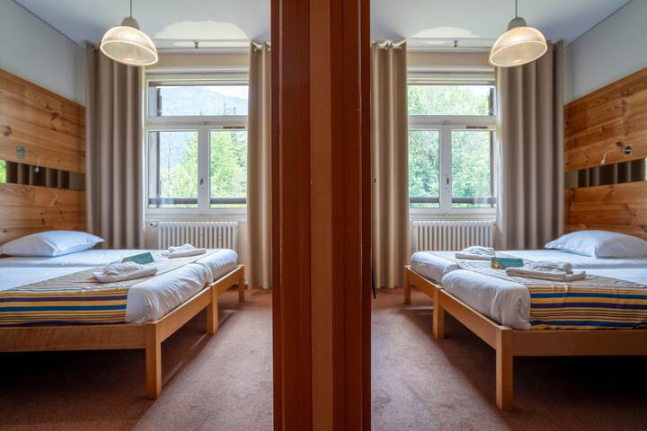 Room 8 of 71