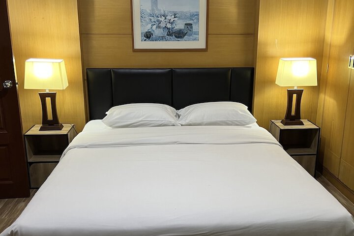 Room 18 of 149